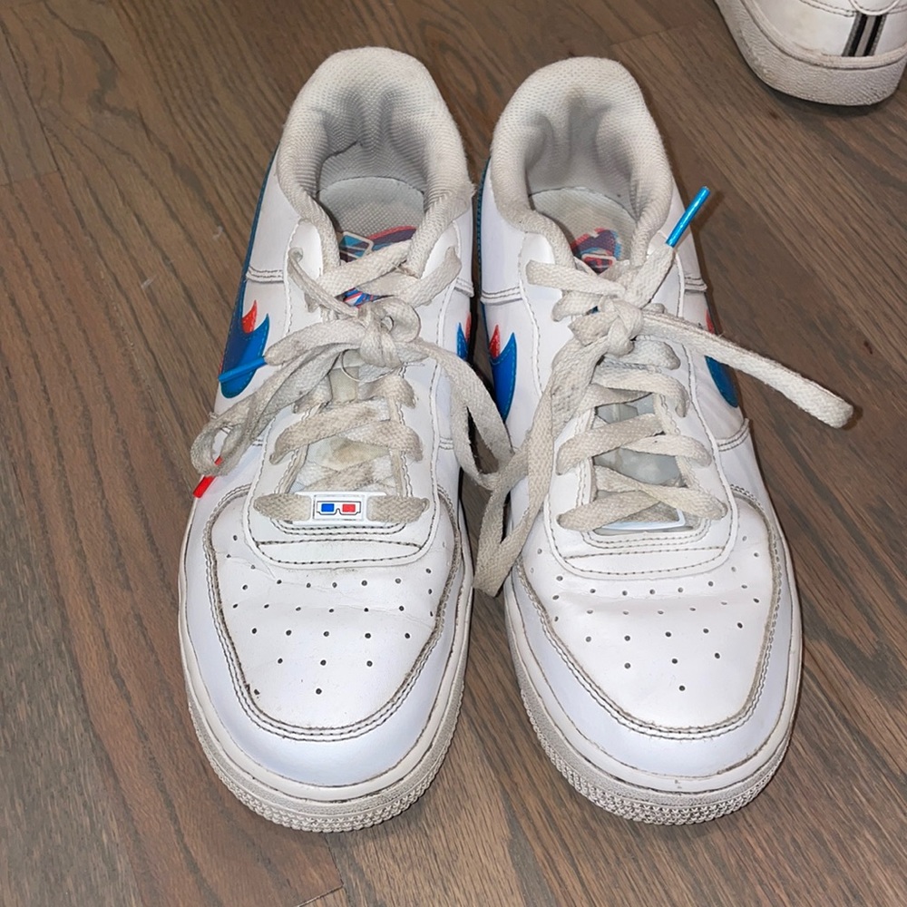 Nike shoes